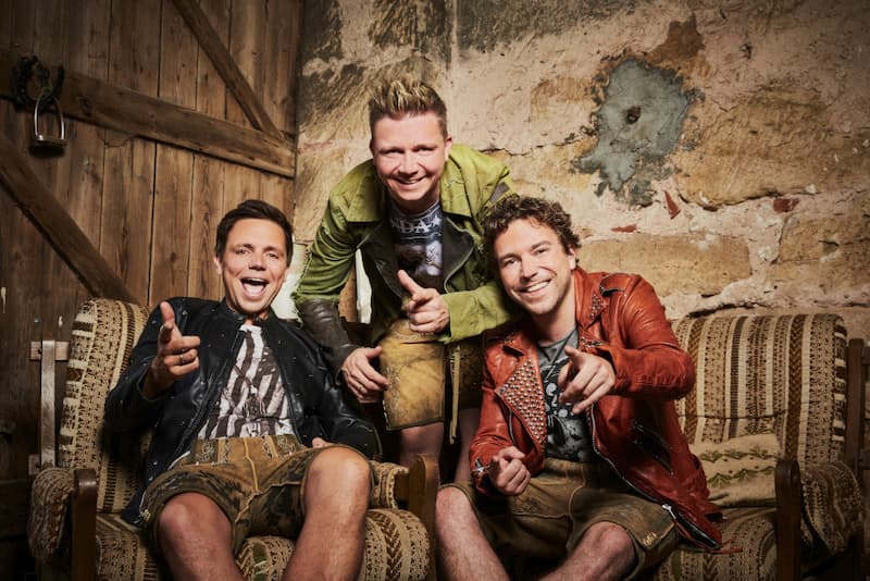 Dorfrocker_in_Scheune